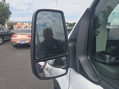 Used 2025 Ford Transit 250 148 High Roof Extended AWD image 29