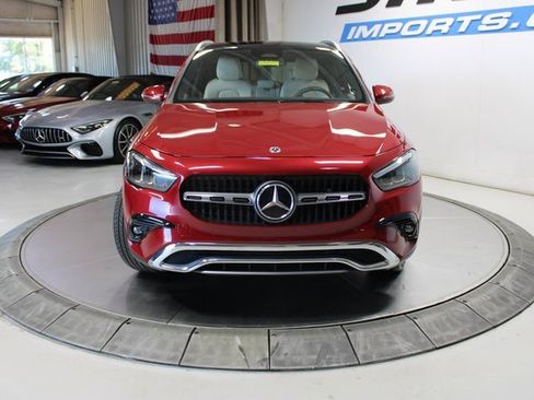 Used 2024 Mercedes-Benz GLA 250 w/ Exclusive Package image 3