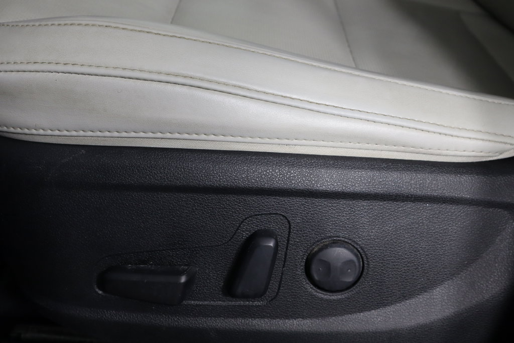 Used 2020 Kia Telluride S FWD image 22