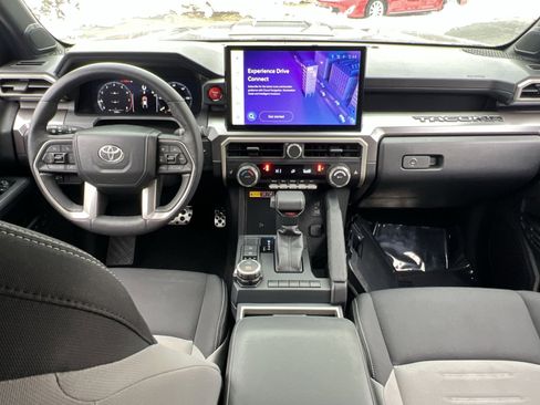 Used 2024 Toyota Tacoma TRD Sport image 21