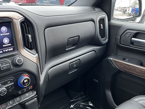 Used 2020 Chevrolet Silverado 1500 High Country w/ Technology Package image 29