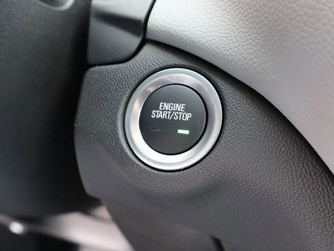 Used 2024 Chevrolet Equinox LS image 17