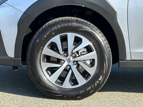 New 2025 Subaru Outback Premium image 32