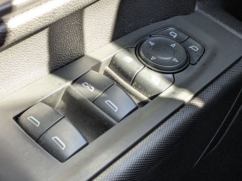 Used 2024 Chevrolet Silverado 2500 Custom w/ Custom Value Package image 26