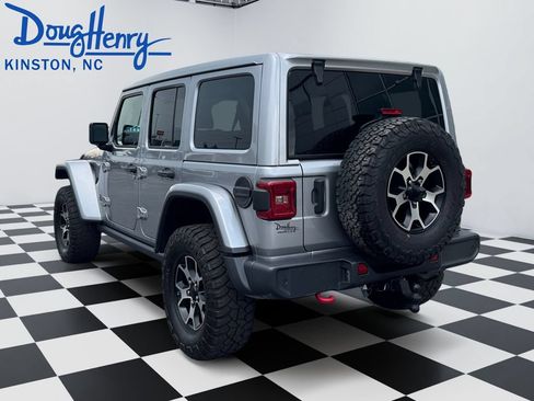 Used 2021 Jeep Wrangler Unlimited Rubicon AWD/4WD image 3
