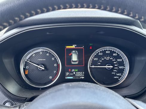 Certified 2023 Subaru Forester Touring AWD/4WD image 9