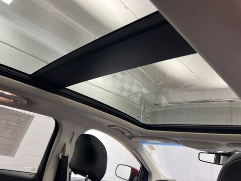 Used 2019 Ford Edge SEL w/ Equipment Group 201A AWD/4WD image 24