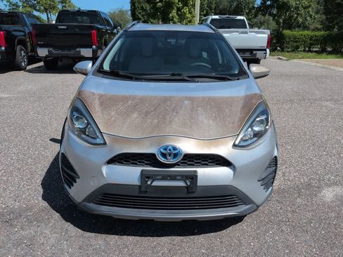 Used 2018 Toyota Prius C One FWD image 9