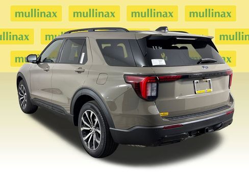 New 2026 Ford Explorer ST-Line RWD image 10