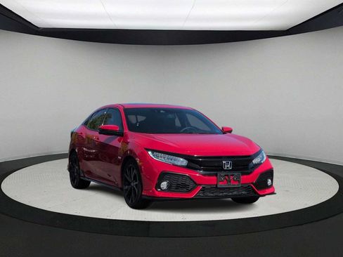 Used 2018 Honda Civic Sport Touring image 2