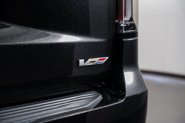 Used 2024 Cadillac Escalade V w/ LPO, Floor Liner Package AWD/4WD image 28