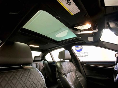 Used 2023 BMW 530e xDrive w/ Executive Package image 13