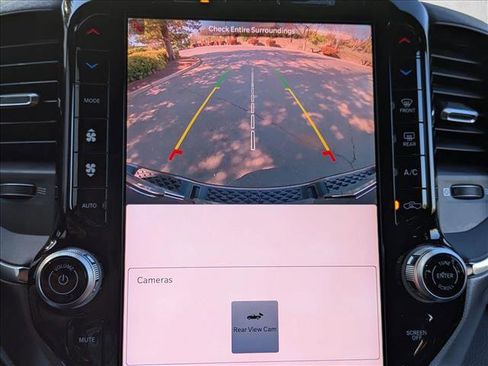 New 2026 RAM 1500 Laramie AWD/4WD image 14