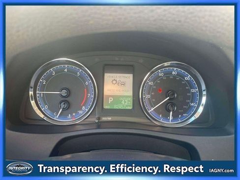 Used 2019 Toyota Corolla LE image 24