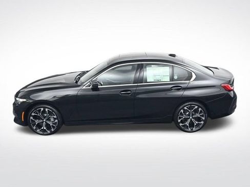 New 2026 BMW 330i xDrive Sedan w/ Convenience Package AWD/4WD image 31