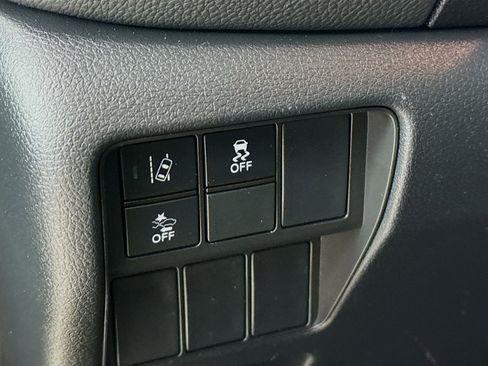 Certified 2022 Honda CR-V EX image 9