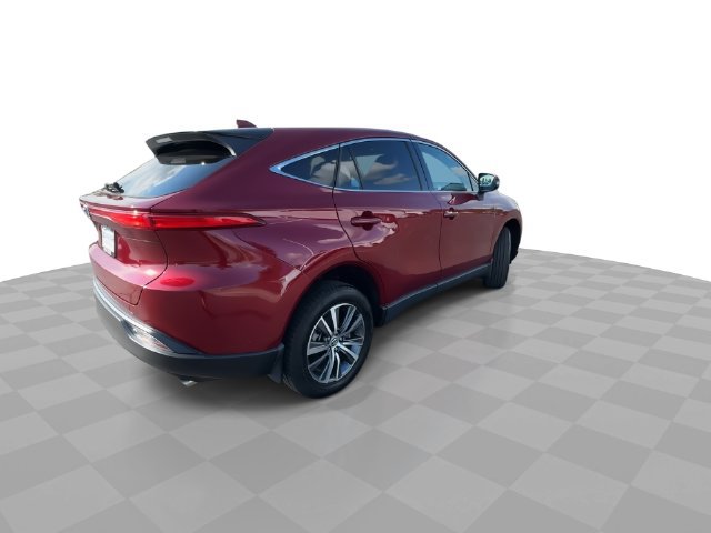 Used 2023 Toyota Venza LE AWD/4WD image 8