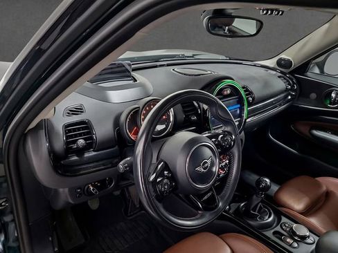 Used 2019 MINI Cooper Clubman S w/ Storage Package AWD/4WD image 5