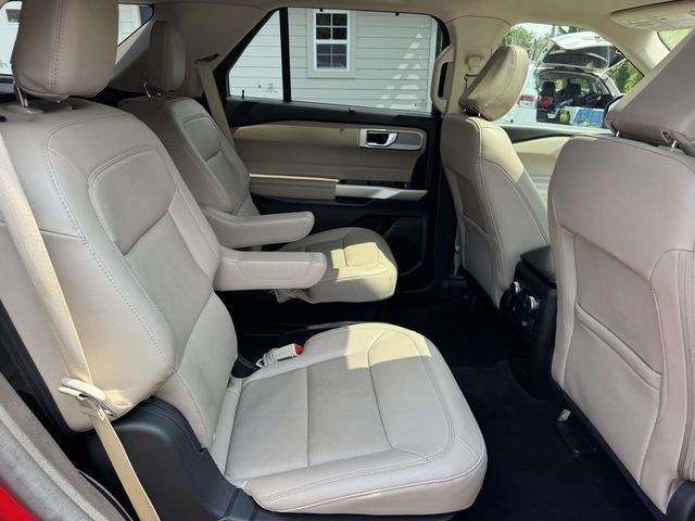 Used 2021 Ford Explorer Limited w/ Hybrid Equipment Group 310A AWD/4WD image 10