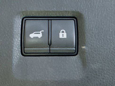 Certified 2023 INFINITI QX60 Luxe w/ Performance Audio Package FWD image 34