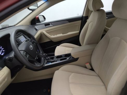 Used 2016 Hyundai Sonata SE FWD image 17