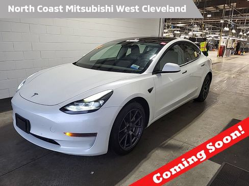 Used 2021 Tesla Model 3 Standard Range Plus RWD image 1
