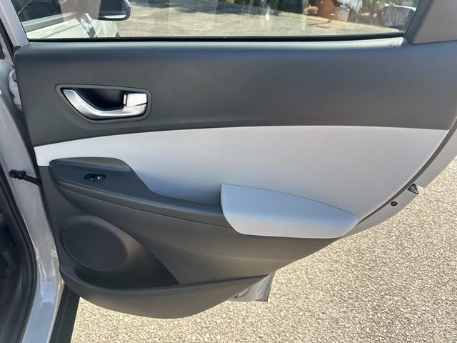 Used 2022 Hyundai Kona SEL w/ Convenience Package FWD image 21