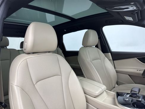 Used 2018 Audi Q7 3.0T Premium Plus w/ Premium Plus Package image 31