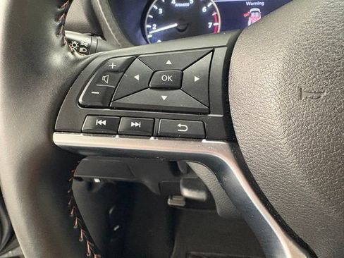Used 2025 Nissan Sentra SR FWD image 19