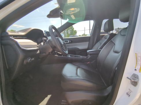 Used 2024 Jeep Compass Limited AWD/4WD image 15