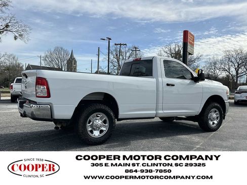 Used 2024 RAM 3500 Tradesman w/ Chrome Appearance Group image 7