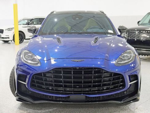 Used 2023 Aston Martin DBX 707 image 9