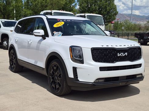 Certified 2022 Kia Telluride SX w/ SX Prestige Package AWD/4WD image 7