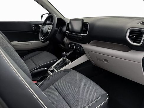 New 2026 Hyundai Venue SEL image 15