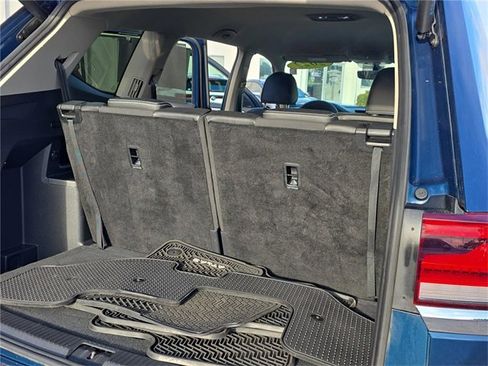 Used 2022 Volkswagen Atlas SE w/ Black Wheel Package image 26