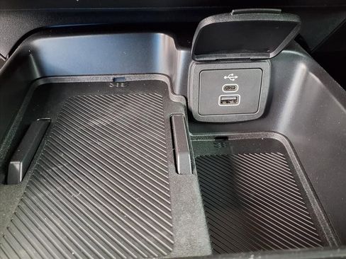 New 2026 Ford Bronco Outer Banks AWD/4WD image 18