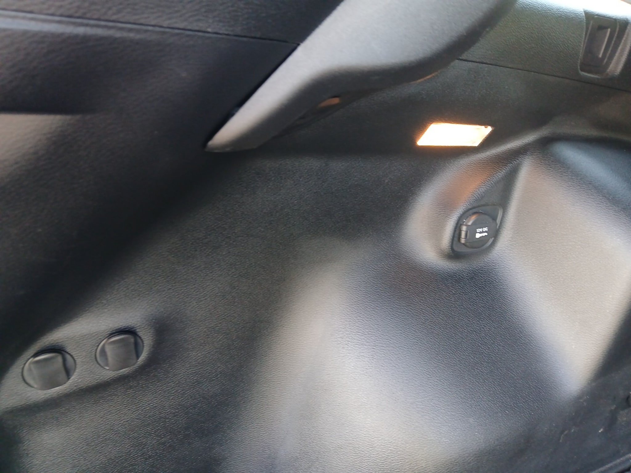 Used 2019 Jeep Cherokee High Altitude FWD image 28