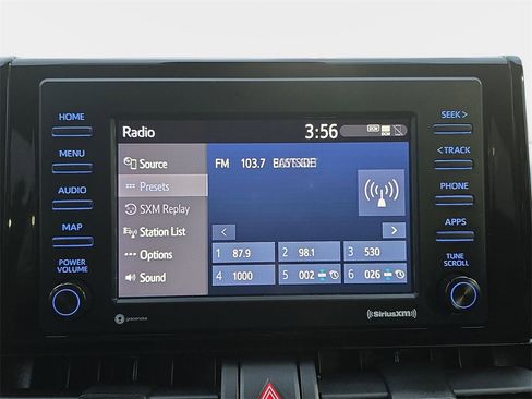 Used 2022 Toyota RAV4 LE image 24