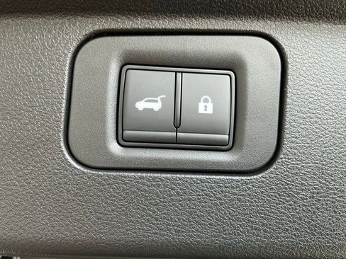 Used 2026 INFINITI QX80 4WD w/ Sport Exterior Package image 37