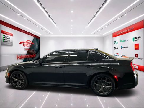 Used 2022 Chrysler 300 S RWD image 5