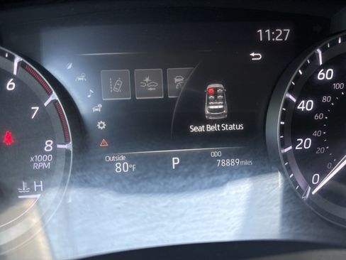 Used 2023 Toyota Highlander XLE FWD image 23