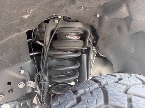 Used 2022 Ford F450 Platinum w/ FX4 Off-Road Package image 10