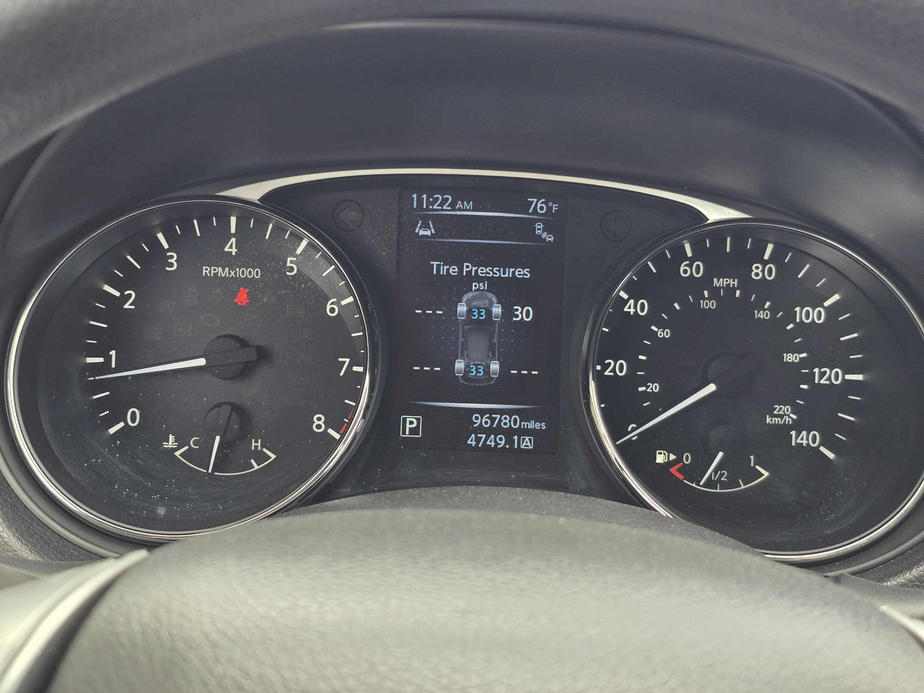 Used 2015 Nissan Rogue SV w/ SV Premium Package AWD/4WD image 11