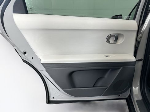 Used 2024 Hyundai Ioniq 5 SEL image 26