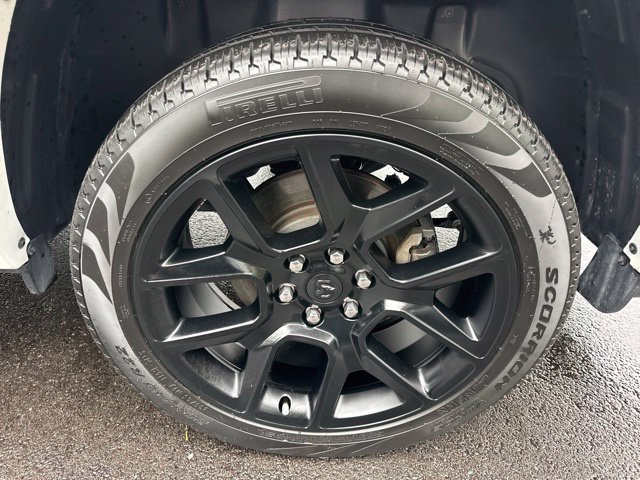 Used 2025 RAM 1500 Laramie w/ Night Edition AWD/4WD image 34