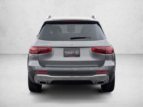 New 2026 Mercedes-Benz GLB 250 4MATIC image 7