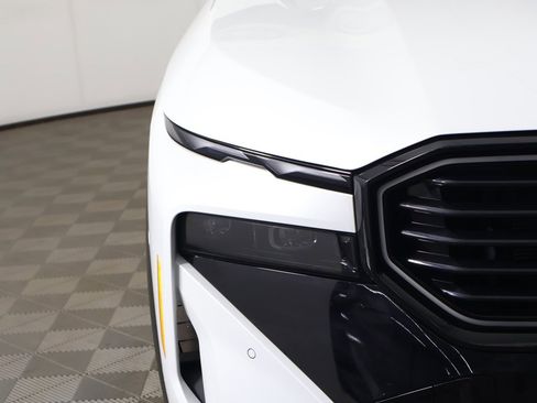 Used 2024 BMW XM image 17