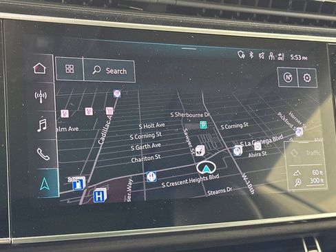 Used 2023 Audi Q8 Prestige w/ Prestige Package image 18