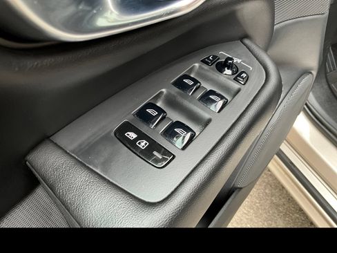 Certified 2023 Volvo XC90 B6 Ultimate w/ Protection Package Premier AWD/4WD image 25