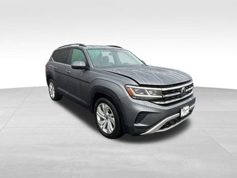 Used 2021 Volkswagen Atlas SE image 30